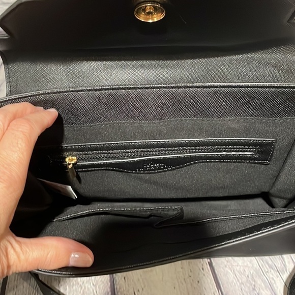 NWT Trina Turk Top Handle Bag with detachable shoulder strap NWT - Picture 5 of 6